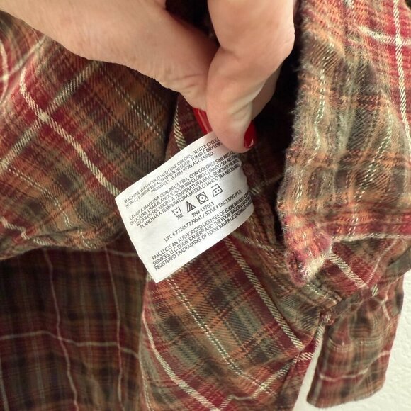 Eddie Bauer Plaid Flannel Long Sleeve Button Up Shirt EMT13795 Mens size Medium - Picture 5 of 6